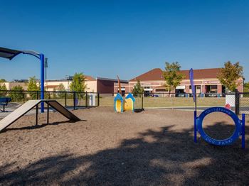 Playing structure for kids